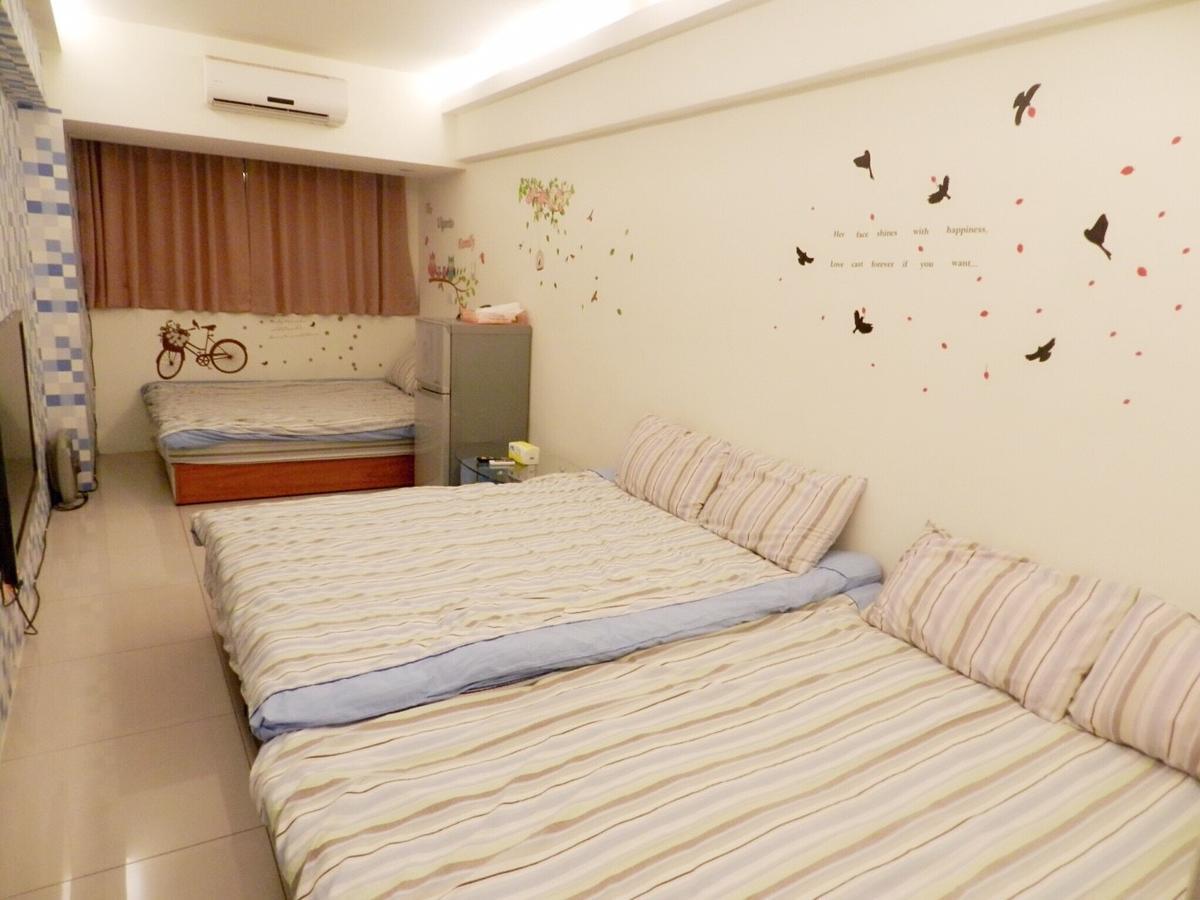 Albergue Feng Chia House Taichung Exterior foto